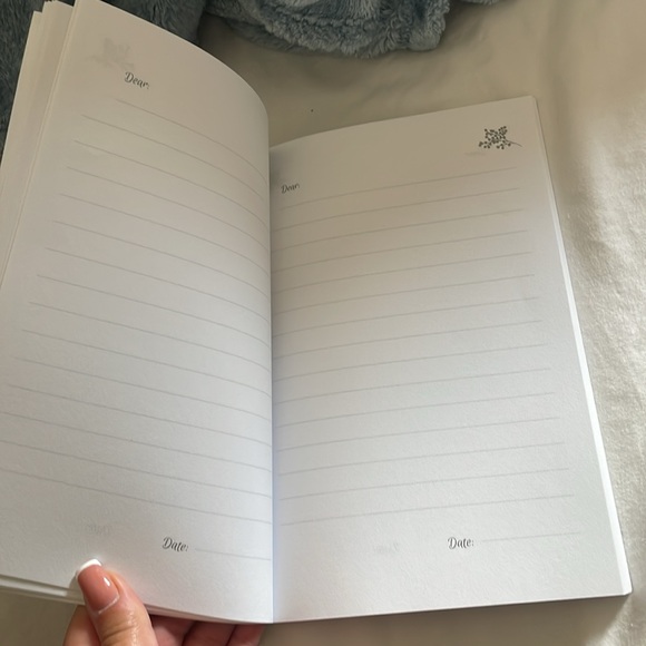 book - Picture 3 of 3